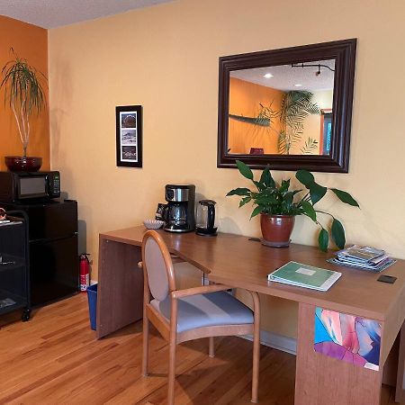 Turnagain Guest House Анкоридж Экстерьер фото