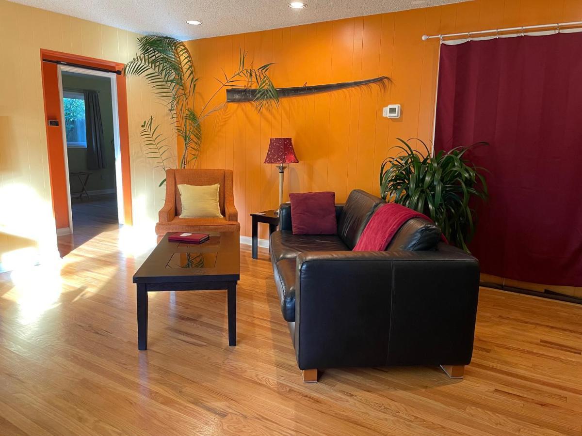 Turnagain Guest House Анкоридж Экстерьер фото